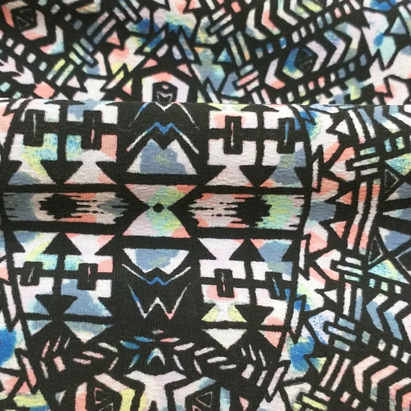 Kendall & Kylie, black print front double split Maxi skirt. M. - Picture 6 of 10